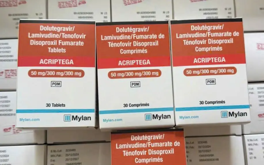Thuốc Acriptega 50mg/300mg/300mg Mylan điều trị nhiễm virus gây suy giảm miễn dịch ở người HIV-1 (30 viên)
